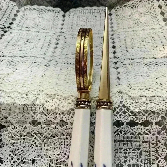 Vintage Cobalt Blue & White Porcelain Desk Set,  Magnifying Glass, Letter Opener - Picture 14 of 16